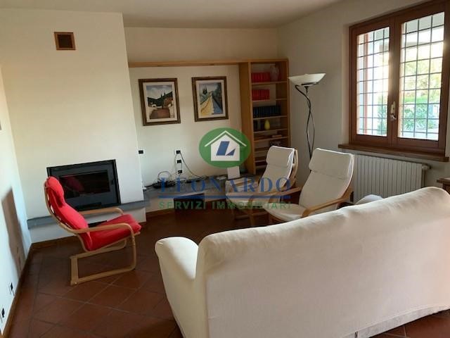 Villetta a schiera in Vendita a Massa e Cozzile, zona Margine Coperta, 340'000€, 260 m², con Box