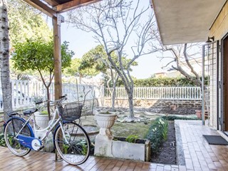 Villetta a schiera in Vendita a Ladispoli, zona ZONA TRANQUILLA, 210'000€, 100 m²