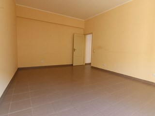 Trilocale in Vendita a Siracusa, zona Corso Gelone, 115'000&euro;, 100 m²