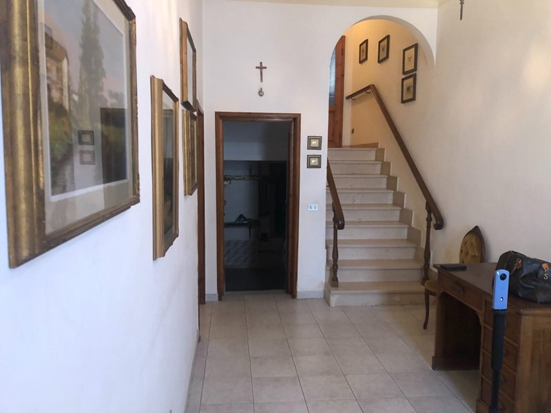 Casa Indipendente in Vendita a San Miniato, zona San Miniato Basso, 180'000€, 210 m², con Box