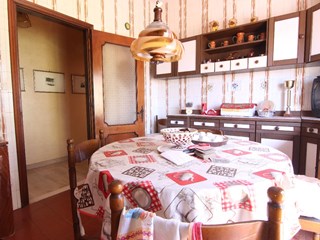 Quadrilocale in Vendita a Siracusa, zona viale Santa Panagia, 118'000&euro;, 123 m²