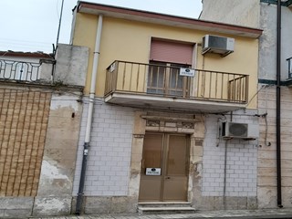 Casa Indipendente in Vendita a Palazzolo Acreide, zona centrale, 55'000€, 75 m²
