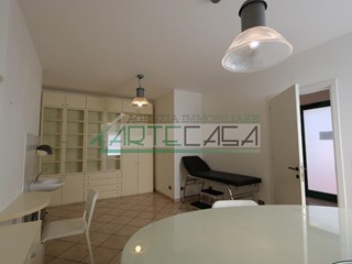 Ufficio in Affitto a Buti, zona Cascine, 490€, 40 m²