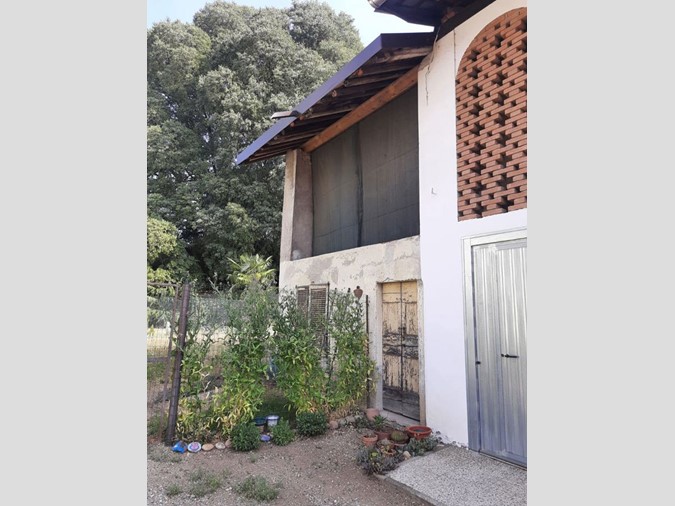 Casale in Vendita a Buscate, 45'000€, 30 m²