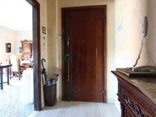 Quadrilocale in Vendita a Siracusa, zona viale Santa Panagia, 118'000&euro;, 123 m²