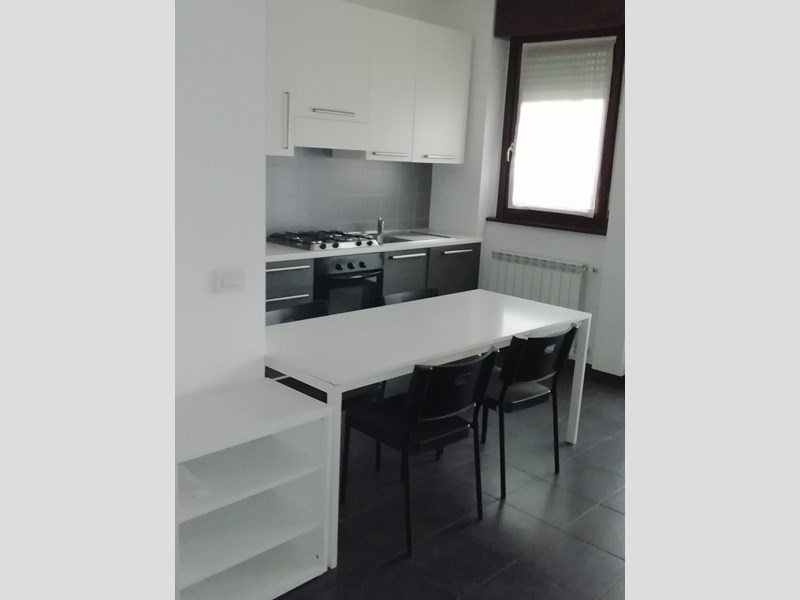 Monolocale in Vendita a Milano, zona Viale Espinasse , 160'000€, 40 m², arredato