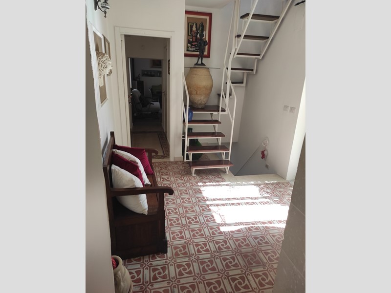 Appartamento in Vendita a Siracusa, zona ORTIGIA - UMBERTO, 355'000&euro;, 130 m²