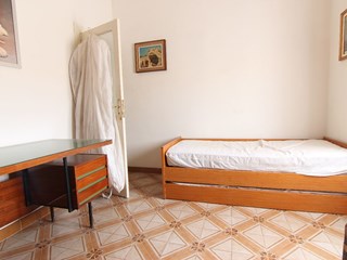 Trilocale in Vendita a Siracusa, zona Piazza Santa Lucia, 70'000&euro;, 85 m²