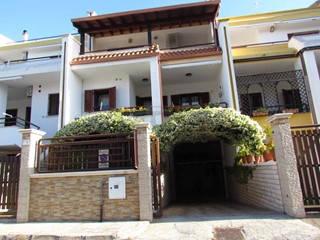 Casa Indipendente in Vendita a Gallipoli, 410 m², con Box