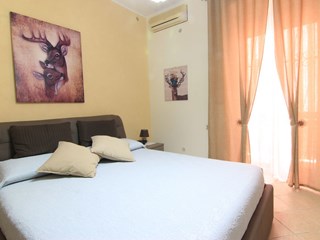 Trilocale in Vendita a Siracusa, zona viale Santa Panagia, 83'000&euro;, 100 m²
