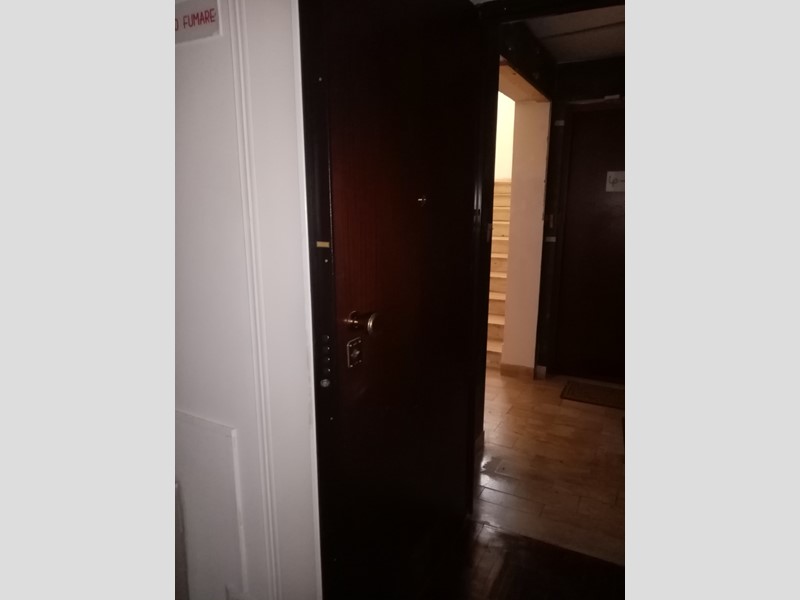 Ufficio in Affitto a Terni, 700€, 110 m²