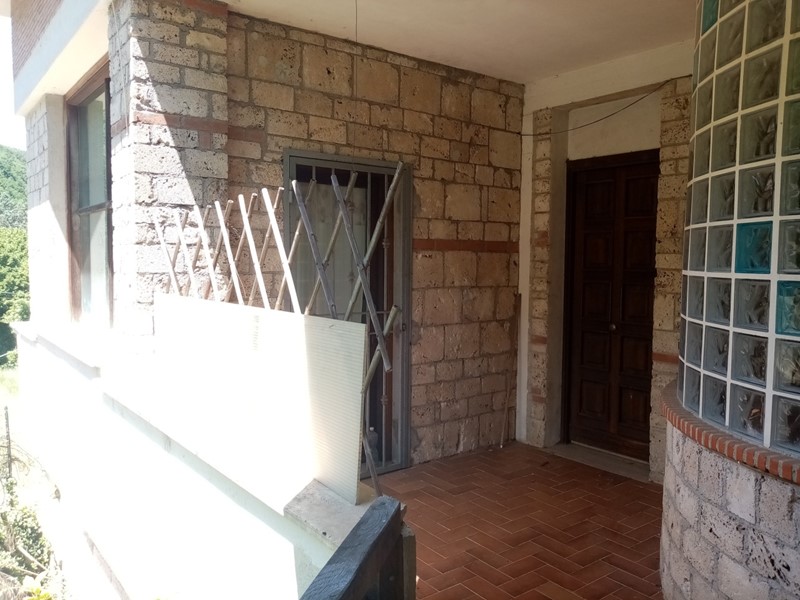 Casa Indipendente in Vendita a Labro, 260'000&euro;, 500 m², con Box
