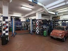 Capannone in Vendita a Carrara, 800'000€, 