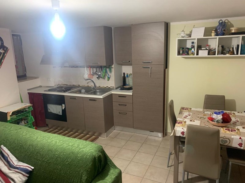 Casa Indipendente in Vendita a Minturno, zona centro storico, 40'000€, 45 m², arredato