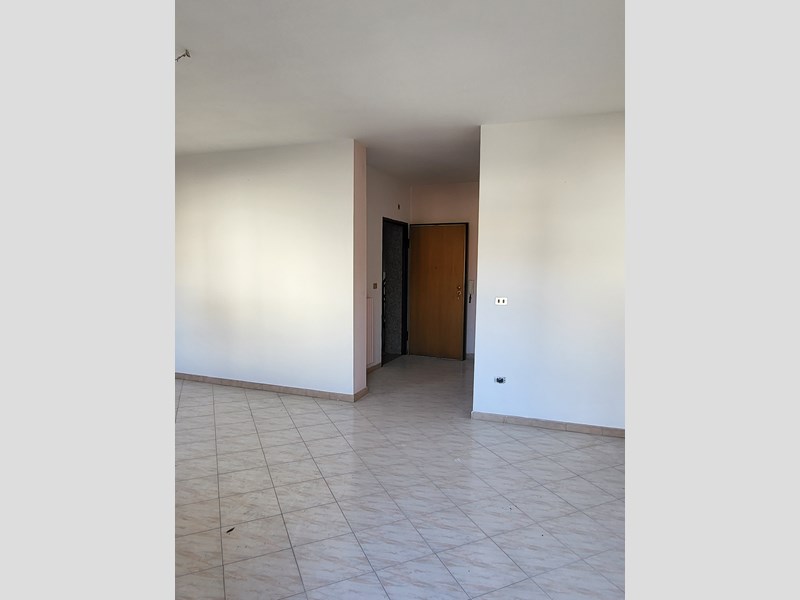 Quadrilocale in Vendita a Mugnano del Cardinale, zona centrale, 120'000€, 140 m², con Box
