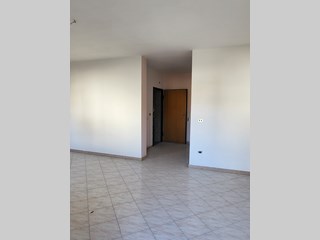 Quadrilocale in Vendita a Mugnano del Cardinale, zona centrale, 120'000€, 140 m², con Box