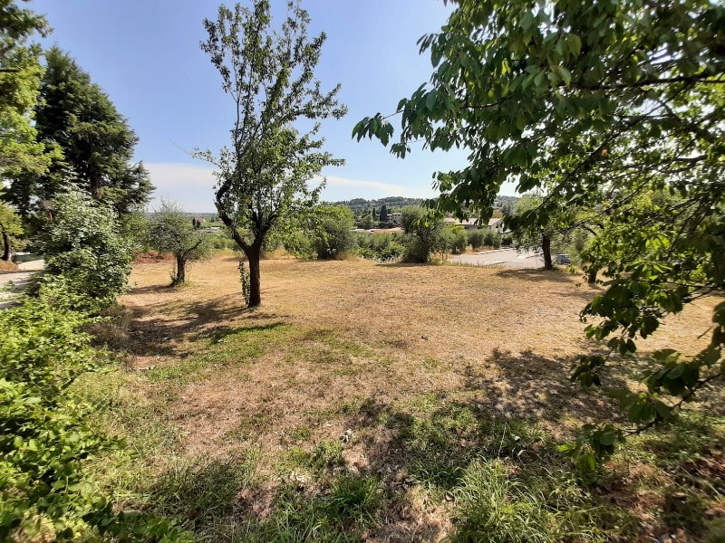 Terreno edificabile in Vendita a San Felice del Benaco, 380'000€, 145 m², con Box