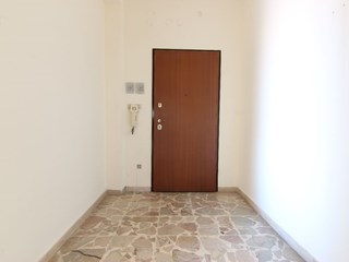 Appartamento in Vendita a Siracusa, zona Piazza della Provincia, 130'000&euro;, 150 m²
