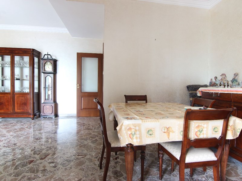 Appartamento in Vendita a Siracusa, zona via Tisia, 145'000&euro;, 143 m²