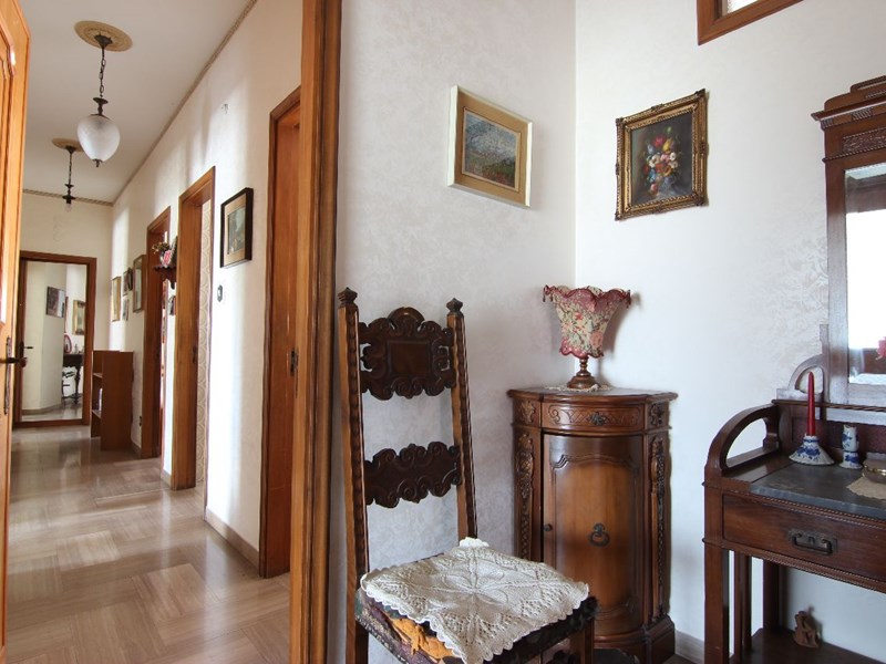 Quadrilocale in Vendita a Siracusa, zona via Augusto von Platen, 100'000&euro;, 132 m²