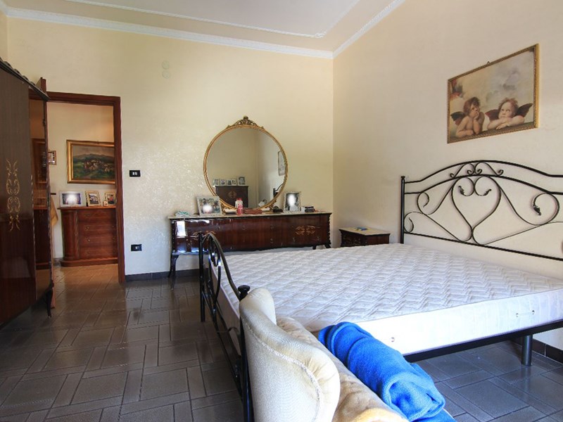 Trilocale in Vendita a Siracusa, zona via San Giovanni alle catacombe, 95'000&euro;, 150 m²