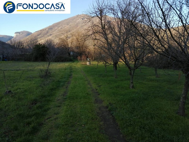 Terreno agricolo in Vendita a Mercato San Severino, 35'000€, 2000 m²