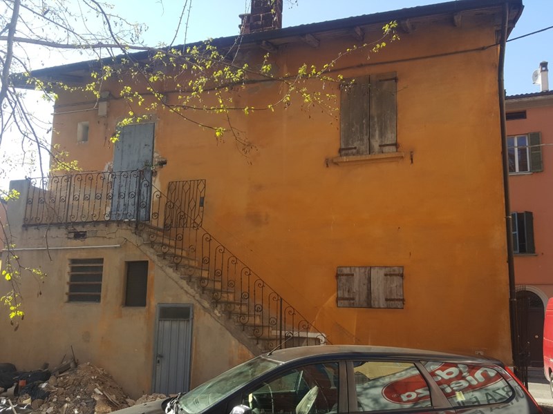 Casa Indipendente in Vendita a Bologna, zona Santa Viola / Borgo Panigale, 400'000€, 85 m², con Box