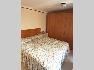 Trilocale in Vendita a Carrara, zona Gragnana, 50'000€, 50 m², arredato