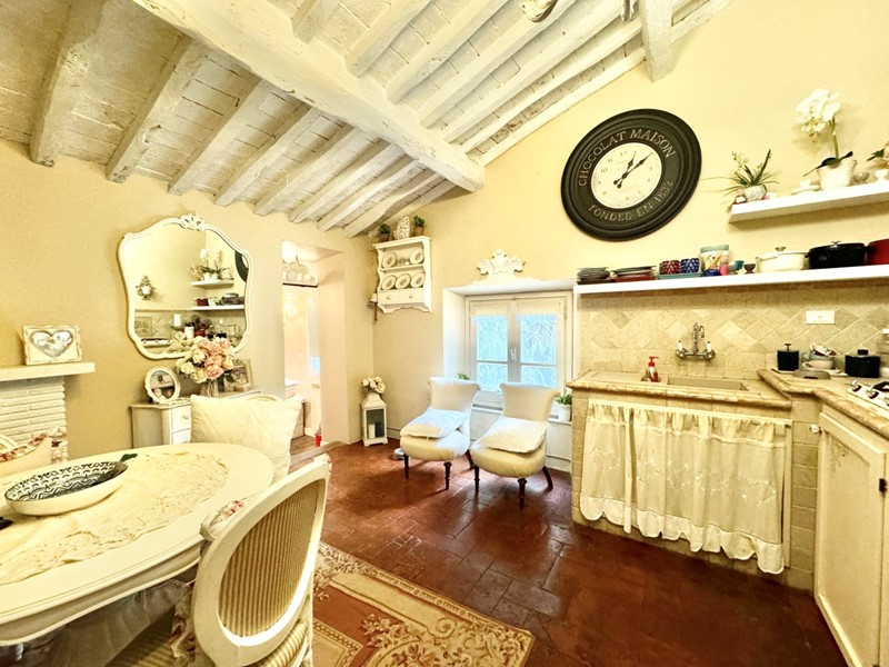 Quadrilocale in Vendita a Seravezza, zona Ruosina, 129'000&euro;, 70 m²