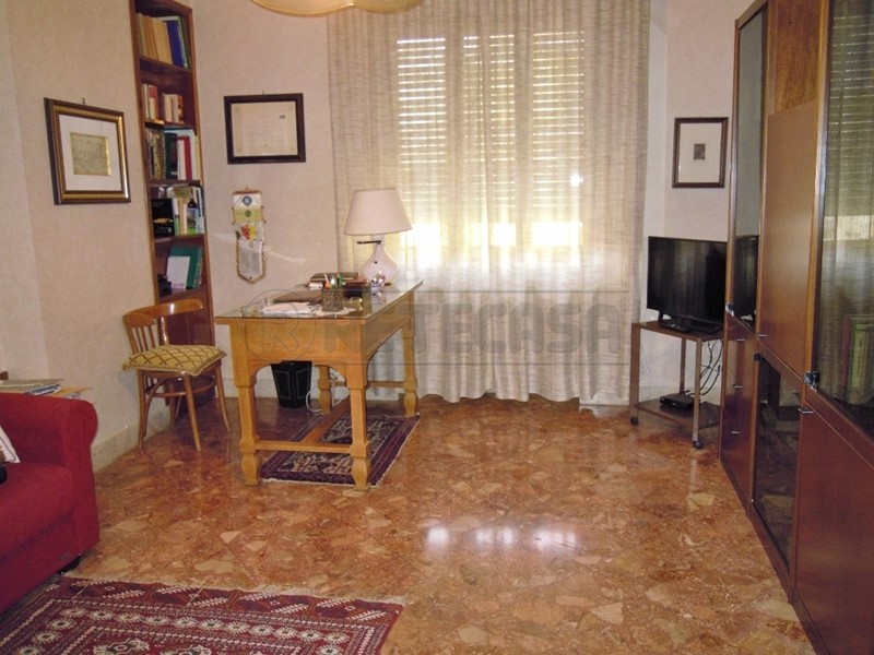 Bilocale in Vendita a Caltanissetta, 55'000€, 90 m²