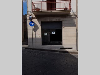 Attività commerciale in Vendita a Palazzolo Acreide, zona Via San Sebastiano, 3'500'000€, 35 m²