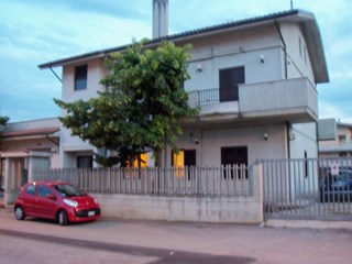 Appartamento in Affitto a Pescara, zona Università, 170€, 100 m², arredato