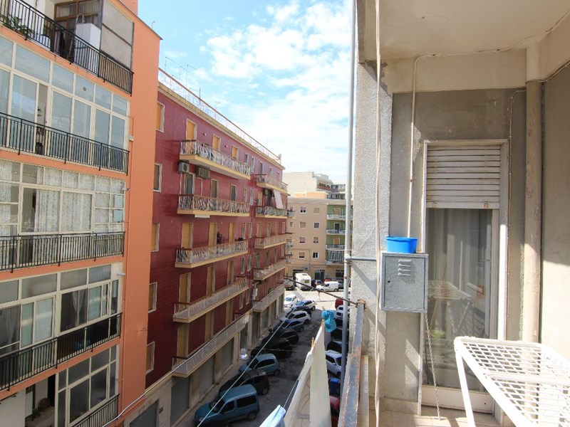 Trilocale in Vendita a Siracusa, zona via San Giovanni alle catacombe, 95'000&euro;, 150 m²