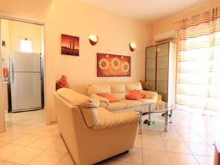 Trilocale in Vendita a Siracusa, zona Viale Tunisi, 95'000&euro;, 88 m²