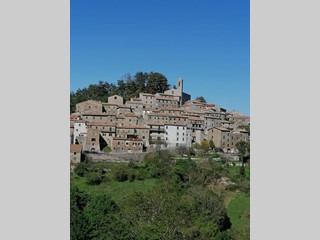 Trilocale in Vendita a Montieri, zona Gerfalco, 38'000€, 55 m², arredato