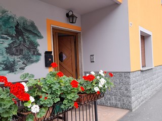 Appartamento in Affitto a Malonno, zona Via nazionale, 600&euro;, 90 m², arredato