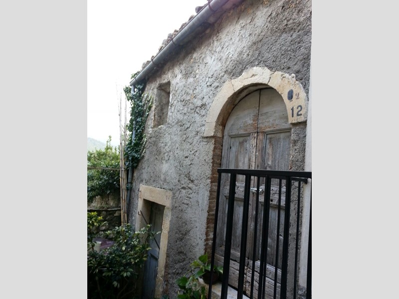 Casa Indipendente in Vendita a Caramanico Terme, 7'000€, 