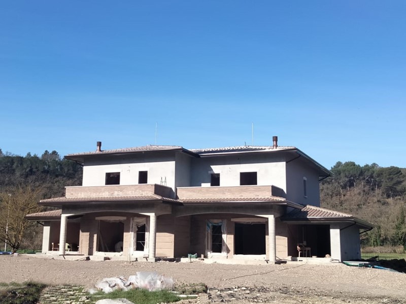 Villa in Vendita a Perugia, zona Periferia, 190 m², con Box