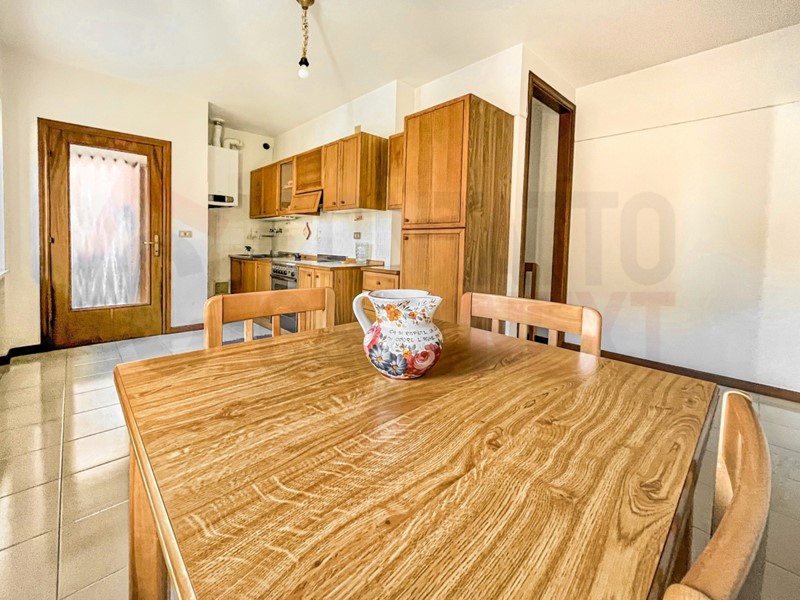 Trilocale in Vendita a Jesi, zona ZONA 1A, 80'000&euro;, 104 m&#178;