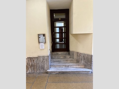 Trilocale in Vendita a Torino, zona Crocetta, 150'000€, 60 m²