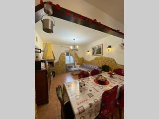 Trilocale in Vendita a Roviano, zona roviano, 88'000€, 82 m²