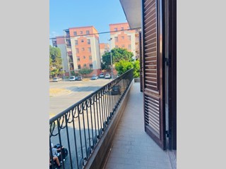 Trilocale in Vendita a Reggio Calabria, 60'000€, 110 m²