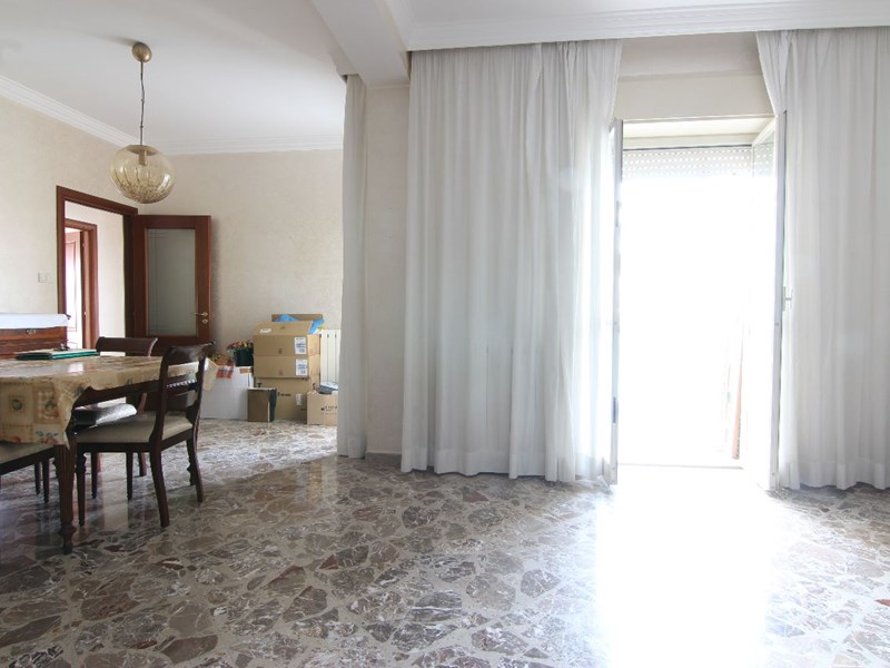 Appartamento in Vendita a Siracusa, zona via Tisia, 145'000&euro;, 143 m²