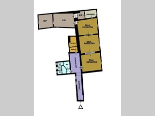 Attività commerciale in Vendita a Cesena, zona Centro cittÃ, 250'000€, 350 m²