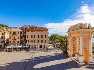 Bilocale in Affitto a Finale Ligure, 1'300€, 60 m², arredato