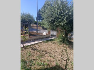Casa Indipendente in Vendita a San Benedetto del Tronto, 320'000€, 235 m², con Box