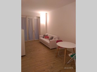 Monolocale in Affitto a Milano, zona indipendenza, 950€, 41 m², arredato