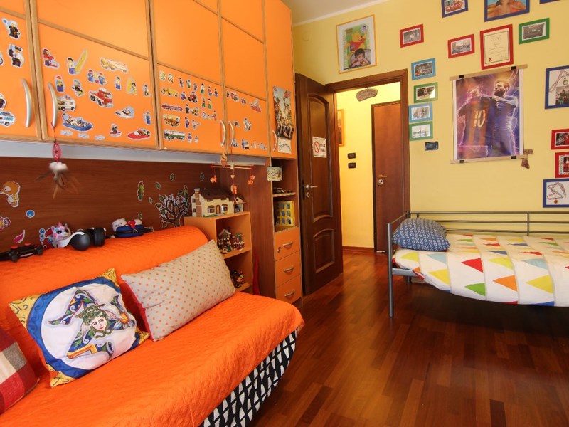 Trilocale in Vendita a Siracusa, zona Piazza della Vittoria, 88'000€, 75 m²