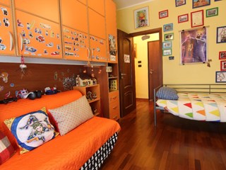 Trilocale in Vendita a Siracusa, zona Piazza della Vittoria, 88'000&euro;, 75 m²