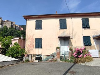Casa Indipendente in Vendita a Ameglia, zona Piano di Ameglia, 143'000&euro;, 150 m², arredato